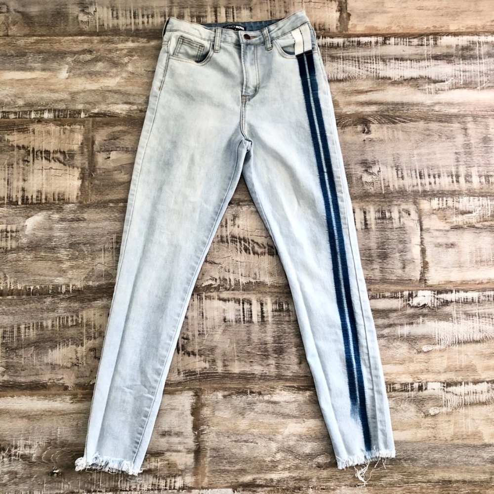 Hight Waisted Light Blue Skinny Jeans